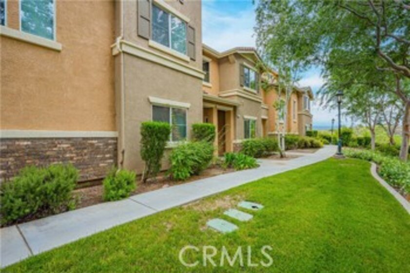 26325 Arboretum Way #502 Photo